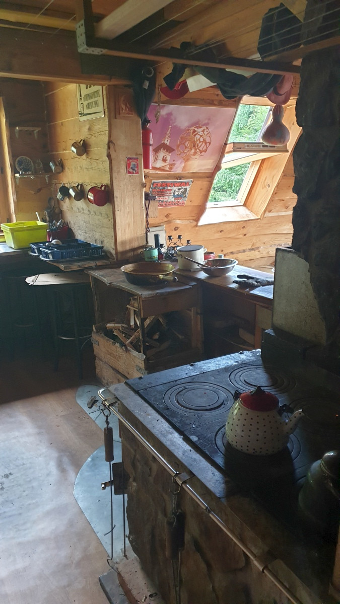 Küche in der Berghütte